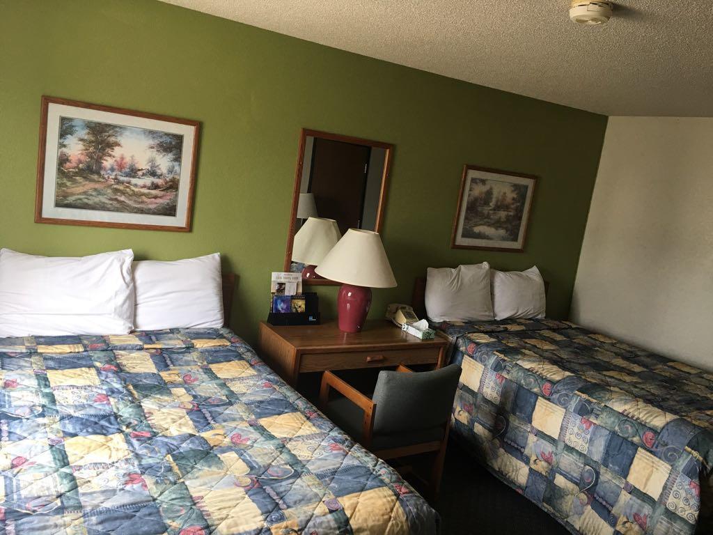 Prairie Rose Inn Edgeley エクステリア 写真